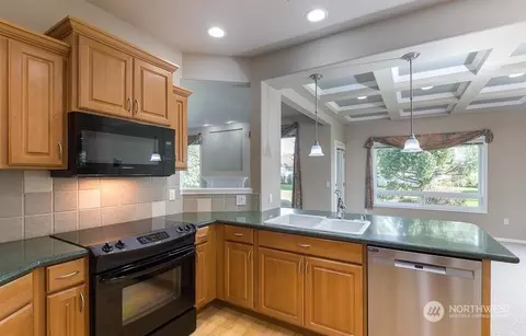 Kitchen - 61 Mendel Dr, Sequim, WA 98382 photo 2 of 4