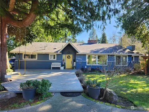 17507 64th Ave W, Lynnwood, WA 98037