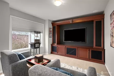 Living - 11029 NE 197th St, Bothell, WA 98011 photo 7 of 9