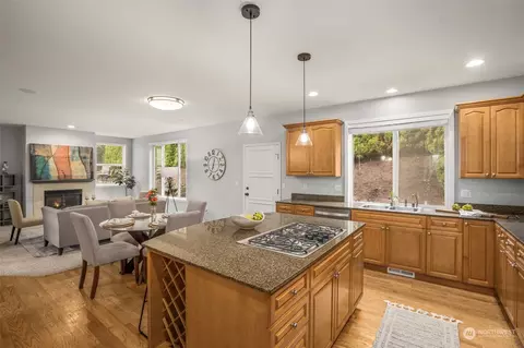 Kitchen - 11029 NE 197th St, Bothell, WA 98011 photo 1 of 4