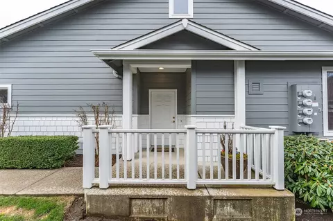614 Sunflower Ln, Bellingham, WA 98226