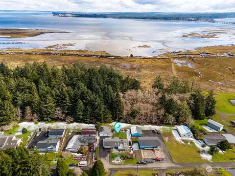 2038 S View Ridge Dr, Westport, WA 98595