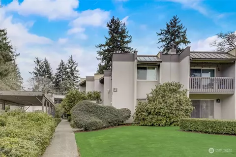 7501 Ruby Dr SW #J203, Lakewood, WA 98497