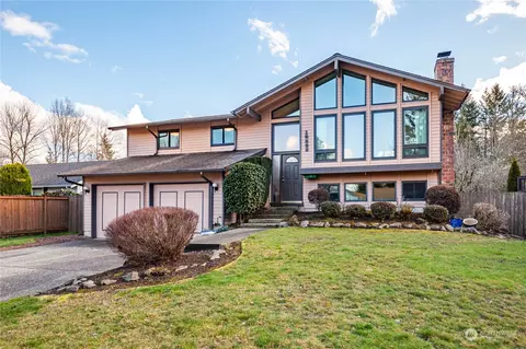 13529 SE 233rd St, Kent, WA 98042