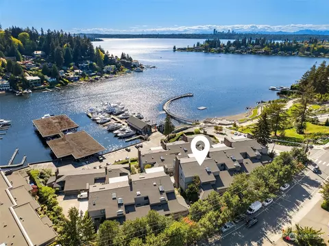 9915 Lake Washington Blvd NE #A-203, Bellevue, WA 98004