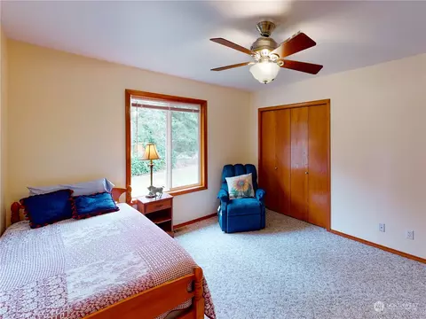 Bedroom - 61 Camelot Rd, Sequim, WA 98382 photo 3 of 3