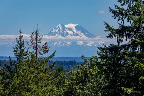 4522 Bush Mountain Dr, Tumwater, WA 98512