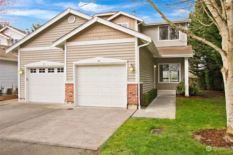 333 5th St SE #6, Puyallup, WA 98372