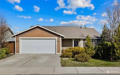 403 E Kristen Ave, Ellensburg, WA 98926