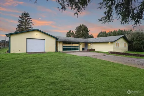 18237 Nutmeg Ct SW, Rochester, WA 98579