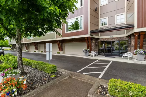 8780 Depot Rd #305, Lynden, WA 98264