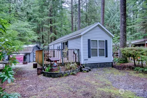 218 3 Big River Blvd E, Deming, WA 98244