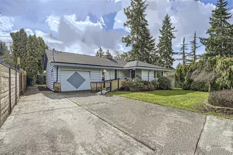 7724 195th St SW, Edmonds, WA 98026
