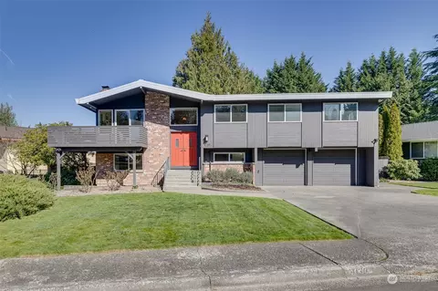 1039 145th Pl SE, Bellevue, WA 98007