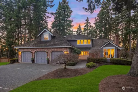 13233 168th Ave NE, Redmond, WA 98052