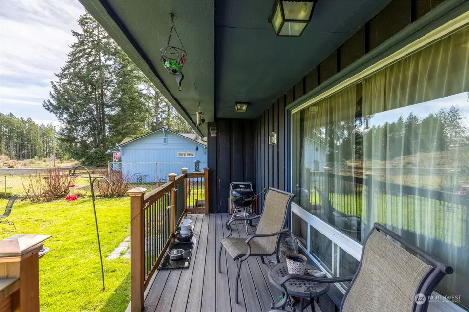 Exterior - 10149 Frontier Pl NW, Silverdale, WA 98383 photo 2 of 3