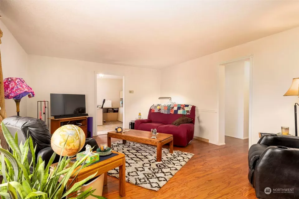 Living - 10149 Frontier Pl NW, Silverdale, WA 98383 photo 3 of 3