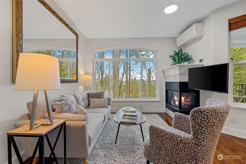 5000 NW Village Park Dr #B214, Issaquah, WA 98027