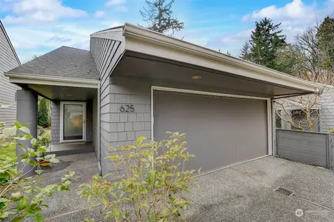 625 Bellevue Way SE, Bellevue, WA 98004