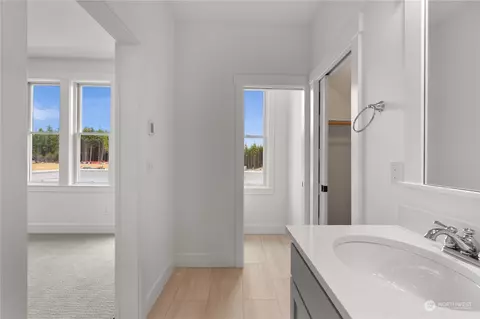 433 E Compass St, Pacific Beach, WA 98571 photo 31