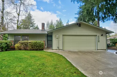 6915 Foster Dr SW, Olympia, WA 98512