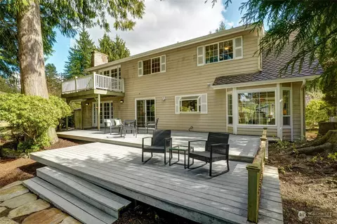 Exterior - 15330 25th Dr SE, Mill Creek, WA 98012 photo 5 of 6
