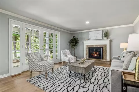 Living - 15330 25th Dr SE, Mill Creek, WA 98012 photo 6 of 6