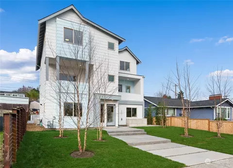 4023 51st Ave SW, Seattle, WA 98116