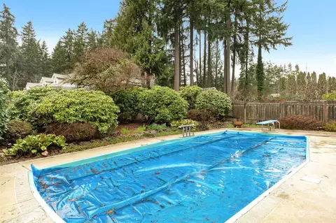 Exterior - 22904 49th Ave SE, Bothell, WA 98021 photo 7 of 11
