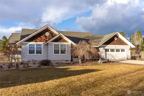 9 Kruse St, Omak, WA 98841