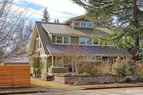 4829 NE 75th St, Seattle, WA 98115