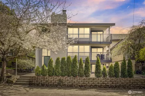 1516 1518 11th Ave W, Seattle, WA 98119