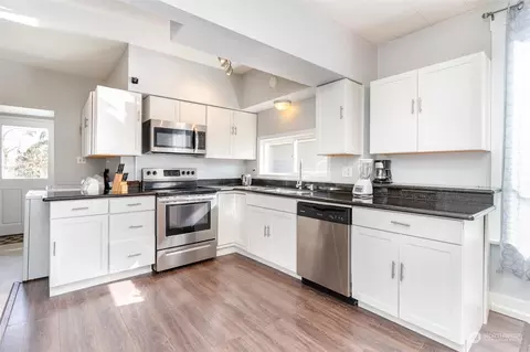 Kitchen - 1305 E Marine View Dr, Everett, WA 98201 photo 1 of 3