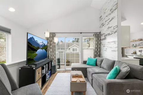 Living - 1522 196th St SE #G101, Bothell, WA 98012 photo 2 of 6