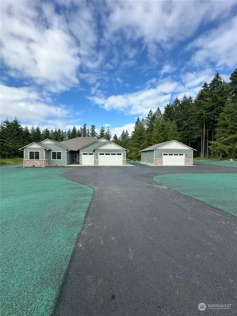 11619 Elks Landing Ct SE, Yelm, WA 98597