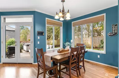 Dining - 2113 242nd St SE, Bothell, WA 98021 photo 2 of 2