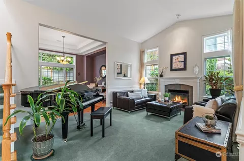 Living - 2113 242nd St SE, Bothell, WA 98021 photo 2 of 5