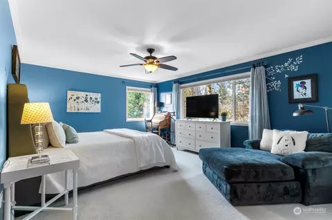 Bedroom - 2113 242nd St SE, Bothell, WA 98021 photo 1 of 6