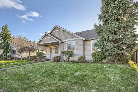 1437 Heron Ct, Dupont, WA 98327