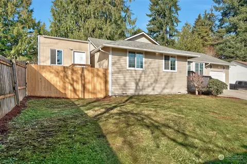 Exterior - 6216 Fleming St, Everett, WA 98203 photo 2 of 5