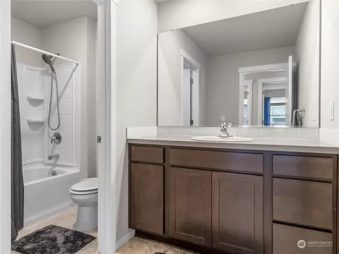 Bath - 335 Belfair St SW, Orting, WA 98360 photo 4 of 4