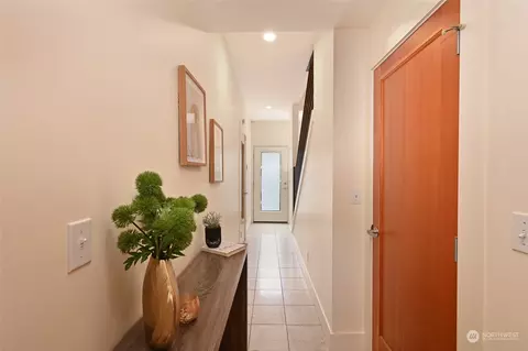 717 Boylston Ave E, Seattle, WA 98102 photo 22