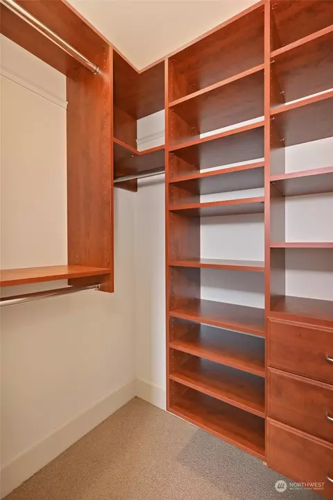 717 Boylston Ave E, Seattle, WA 98102 photo 13