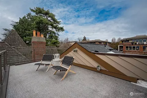 717 Boylston Ave E, Seattle, WA 98102 photo 25