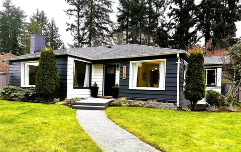 2136 NE 168th St, Shoreline, WA 98155
