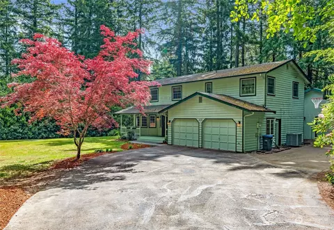 4378 Lakeview Ave NW, Bremerton, WA 98312