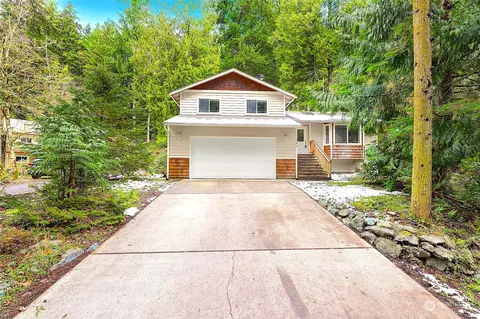 127 Polo Park Dr, Bellingham, WA 98229