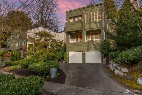 702 13th Ave E, Seattle, WA 98102