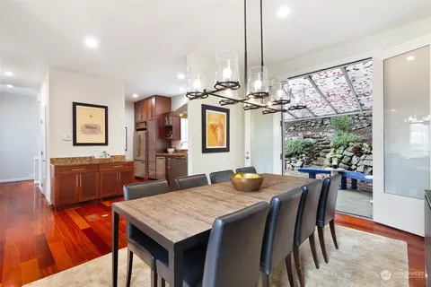 Dining - 702 13th Ave E, Seattle, WA 98102 photo 1 of 3
