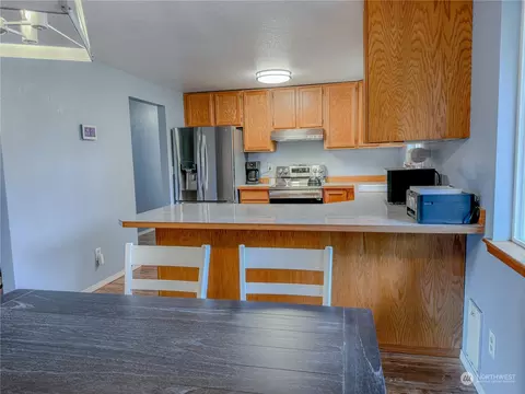 Kitchen - 140 Raintree Loop SE, Rainier, WA 98576 photo 4 of 4